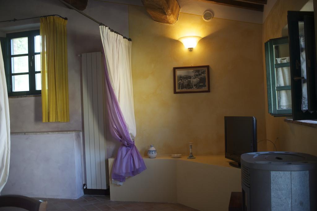 Agriturismo Erta Villa Casole dʼElsa Exterior foto